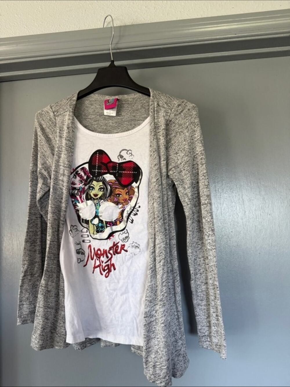 Monster High Girls Pullover Top Sweater Long Sleeves sz 14-16 XL